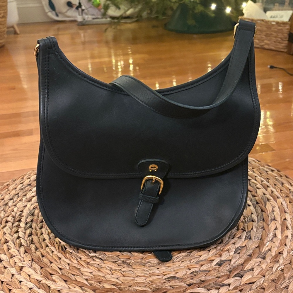Etienne Aigner Forest Green Leather Shoulder Bag with Gold Hardware